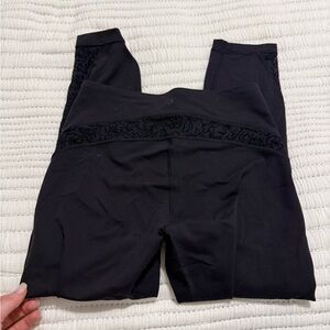 Lululemon Black Floral Patterned Leggings